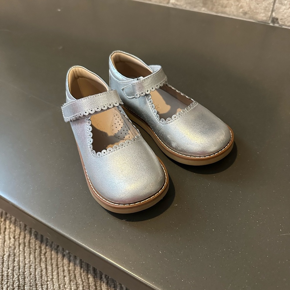 Elephantito sliver Metallic Mary Jane Dress Shoes